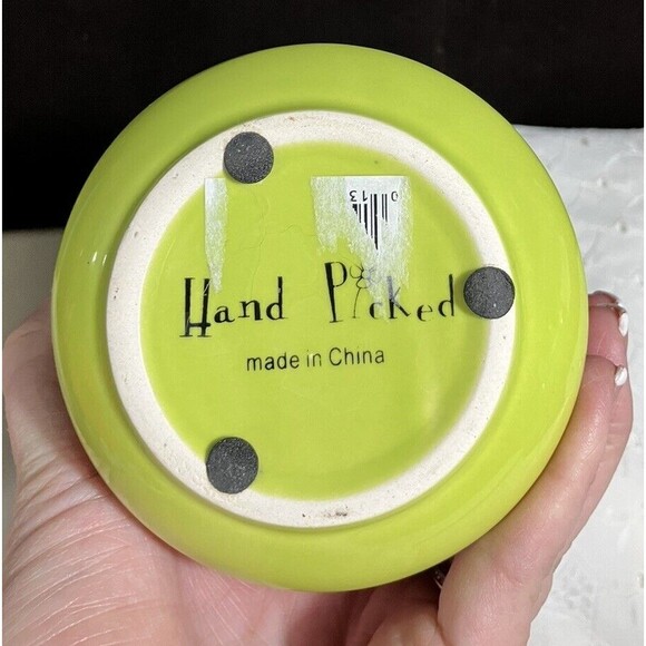 Hand Picked Flower Pot Tulip Shaped Home and Garden Decor - Picture 3 of 6